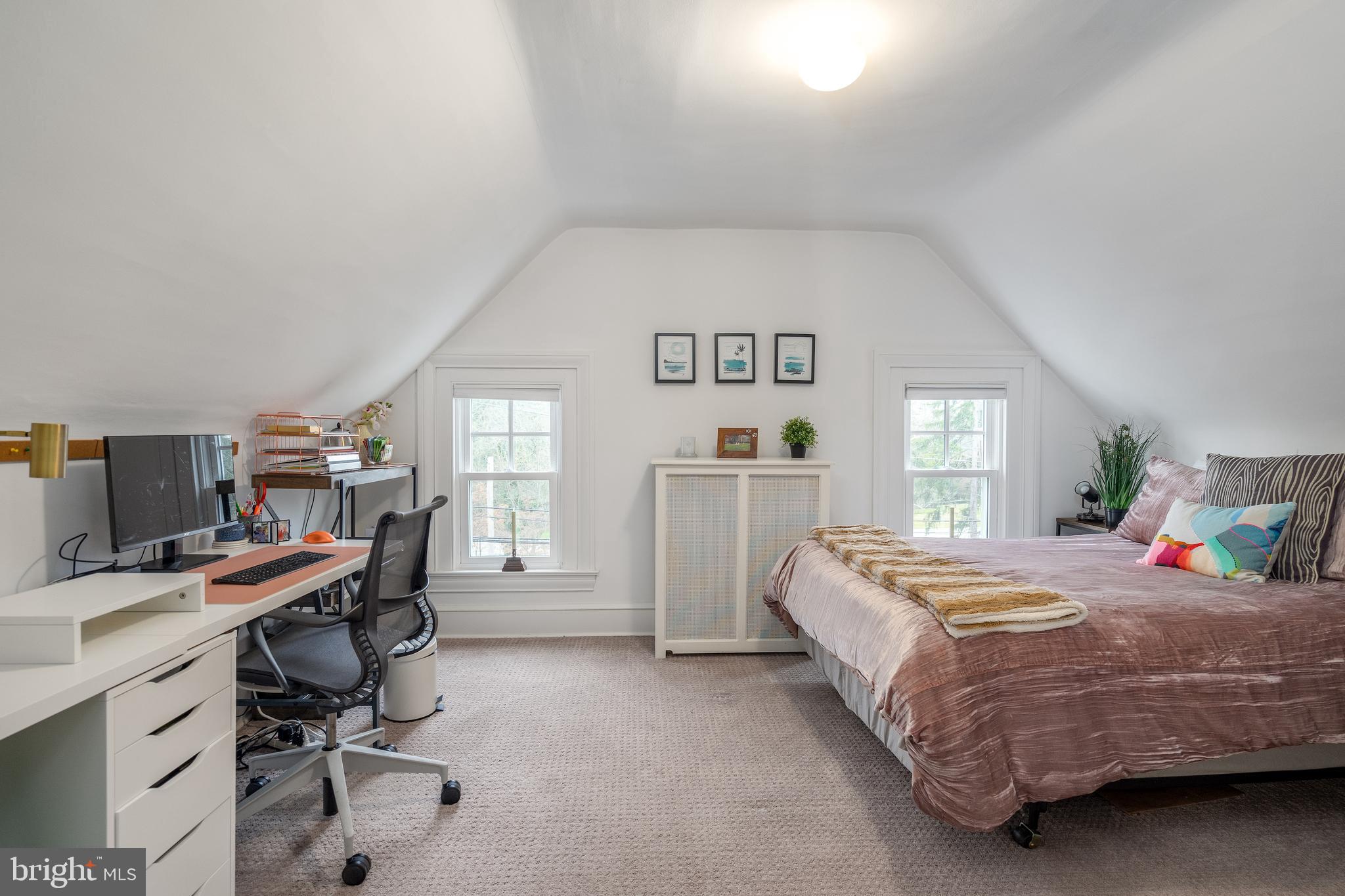 676 Glenmary Road Wayne, PA 19087 - Photo 31 of 38 a bedroom with a bed and a desk