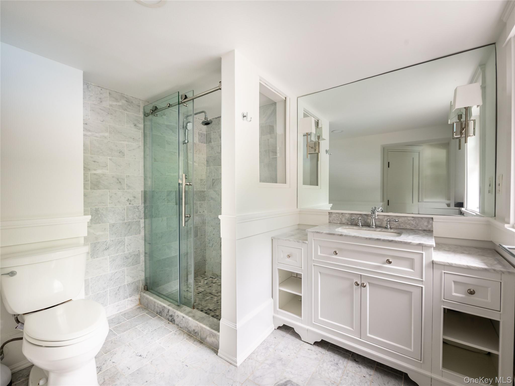 245 Lattingtown Road Locust Valley, NY 11560 - Photo 15 of 30