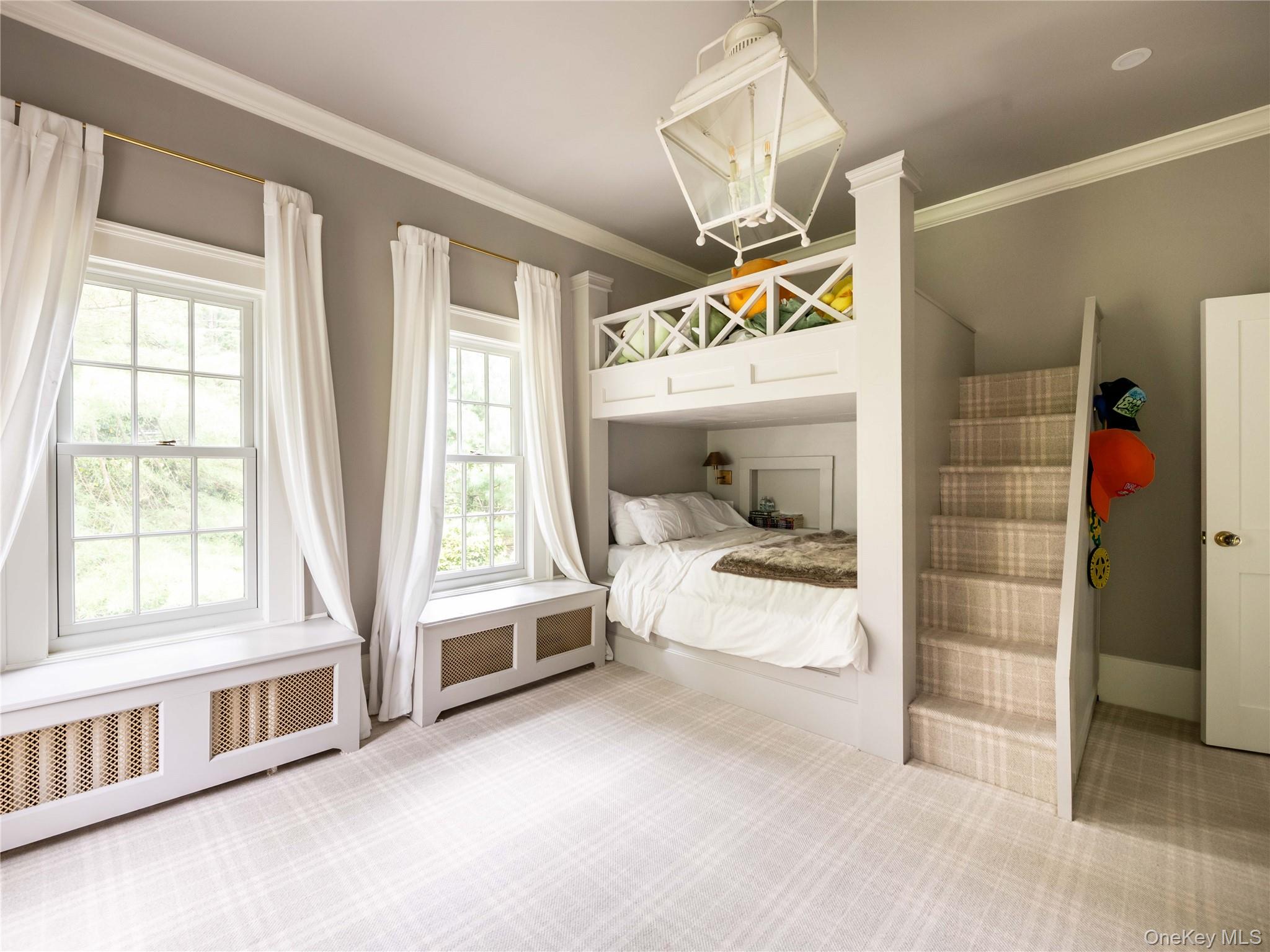 245 Lattingtown Road Locust Valley, NY 11560 - Photo 16 of 30