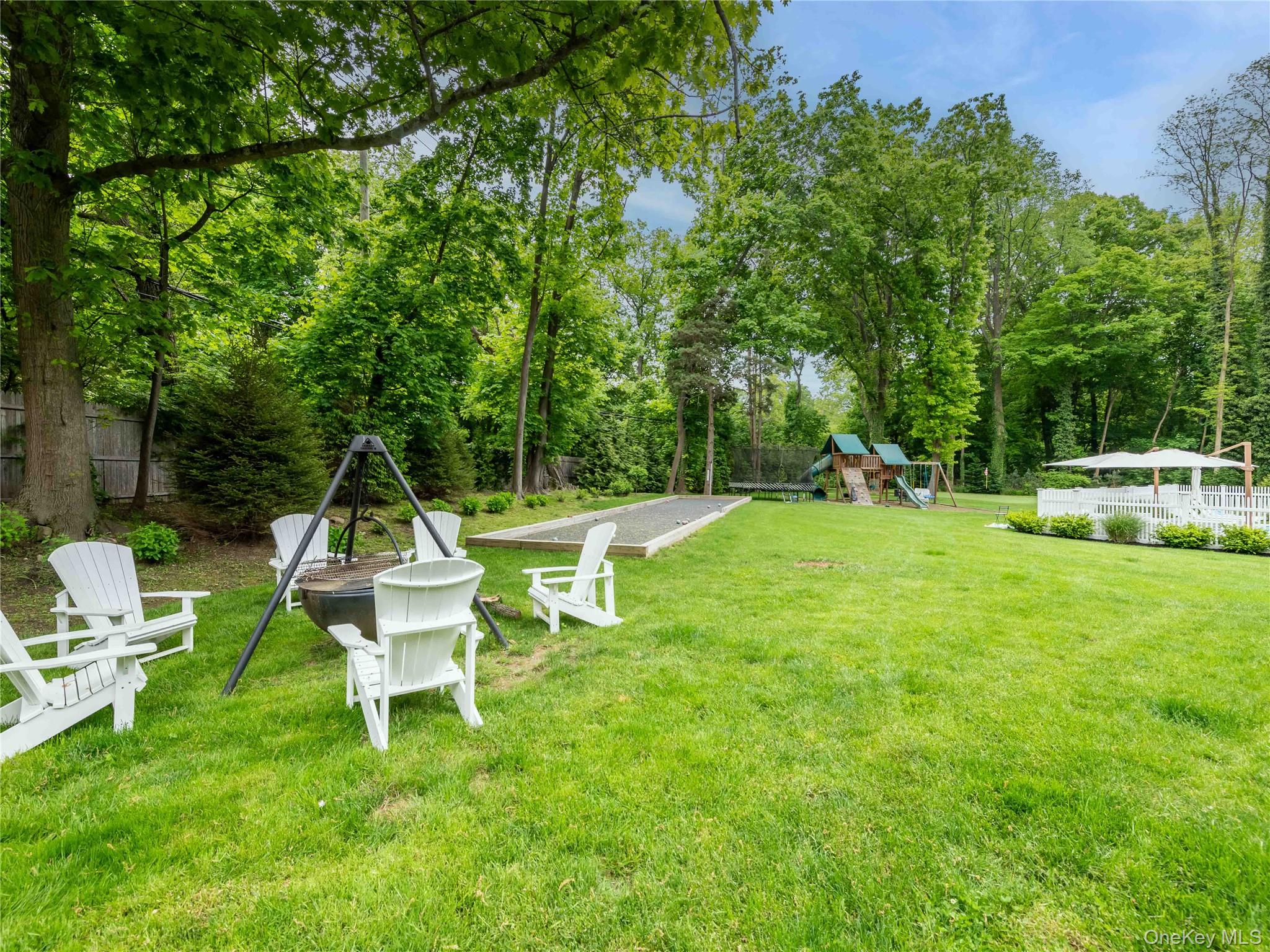 245 Lattingtown Road Locust Valley, NY 11560 - Photo 25 of 30