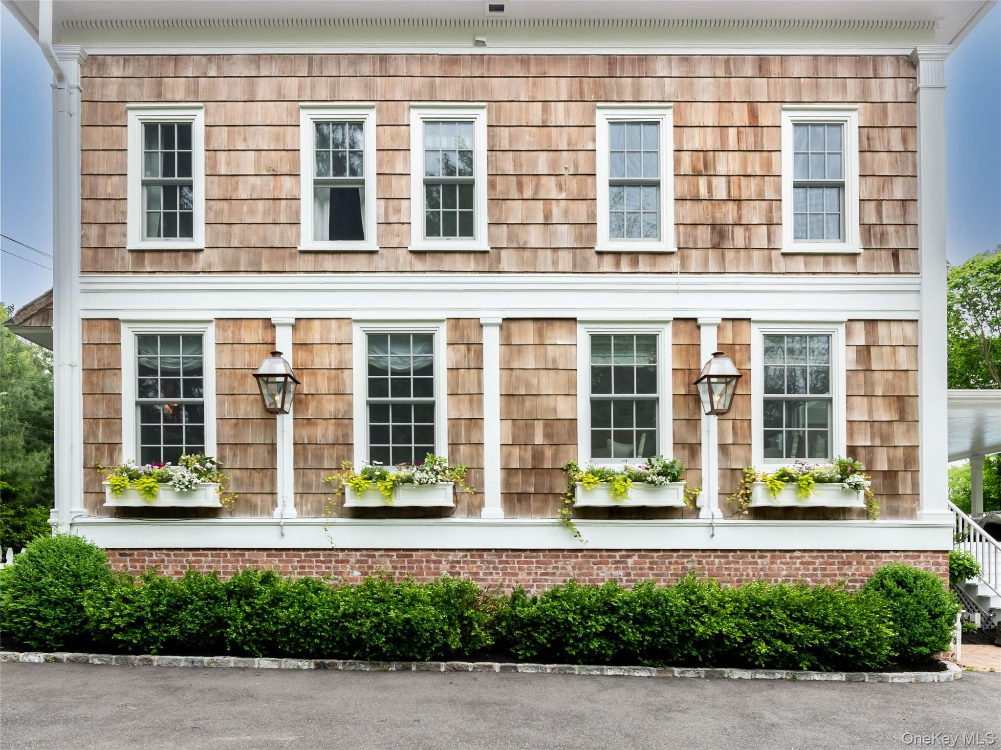 245 Lattingtown Road Locust Valley, NY 11560 - Photo 28 of 30