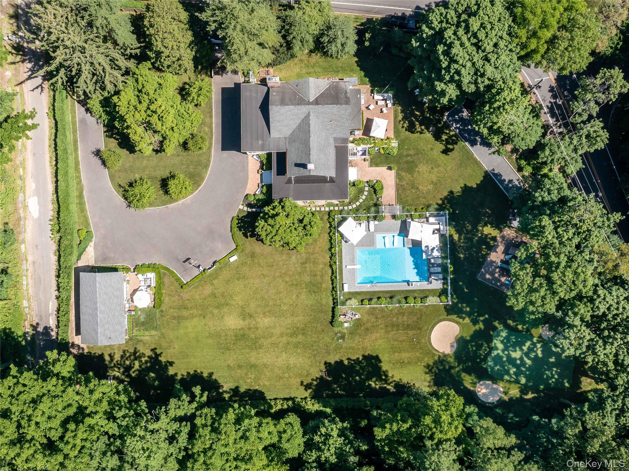 245 Lattingtown Road Locust Valley, NY 11560 - Photo 30 of 30