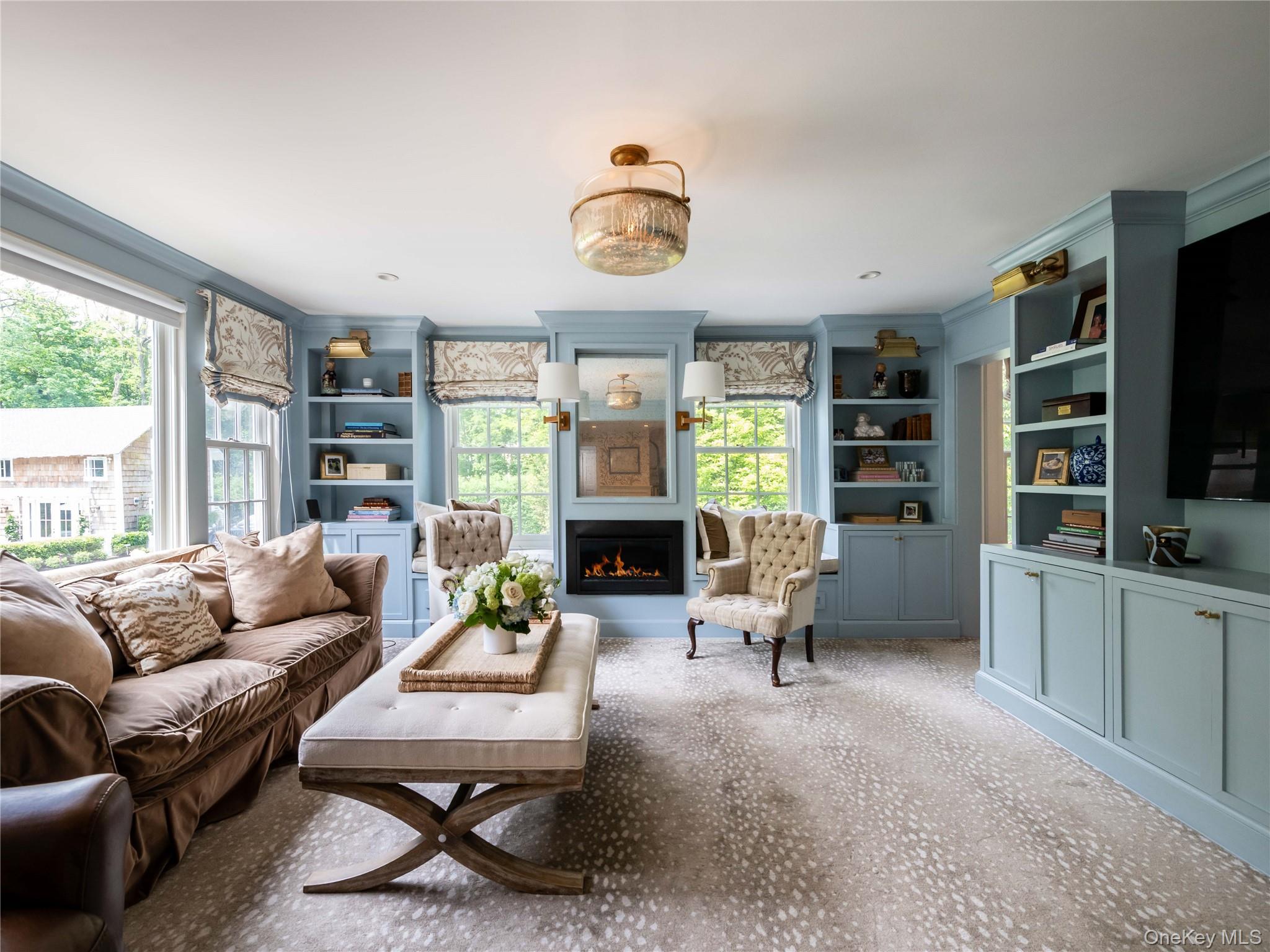 245 Lattingtown Road Locust Valley, NY 11560 - Photo 5 of 30