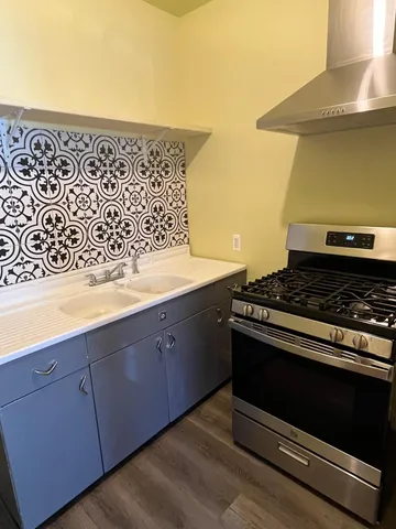 $385,000 | 1419 University Avenue Northeast, Minneapolis, MN 55413