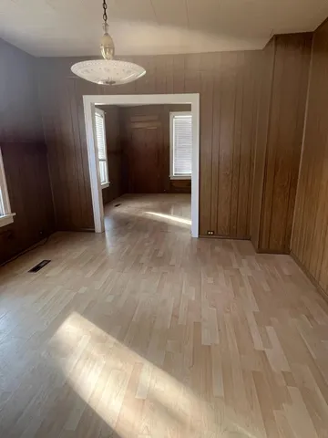 $385,000 | 1419 University Avenue Northeast, Minneapolis, MN 55413