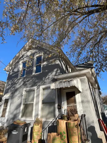 $385,000 | 1419 University Avenue Northeast, Minneapolis, MN 55413