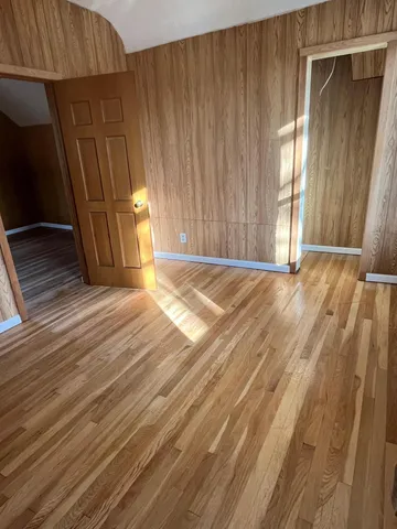 $385,000 | 1419 University Avenue Northeast, Minneapolis, MN 55413