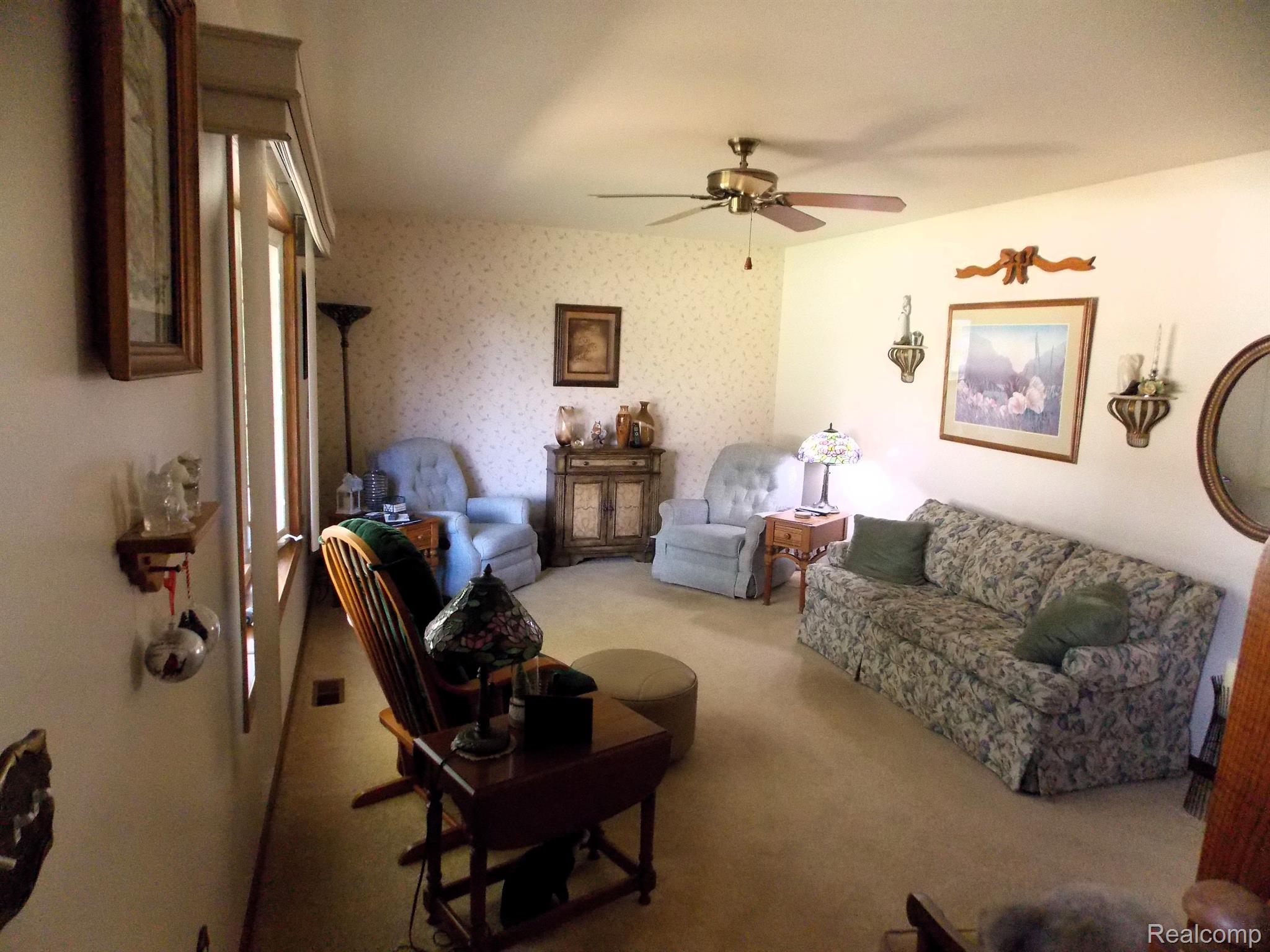 1496 Haines Road Lapeer, MI 48446 - Photo 4 of 28 Gallery Image 4