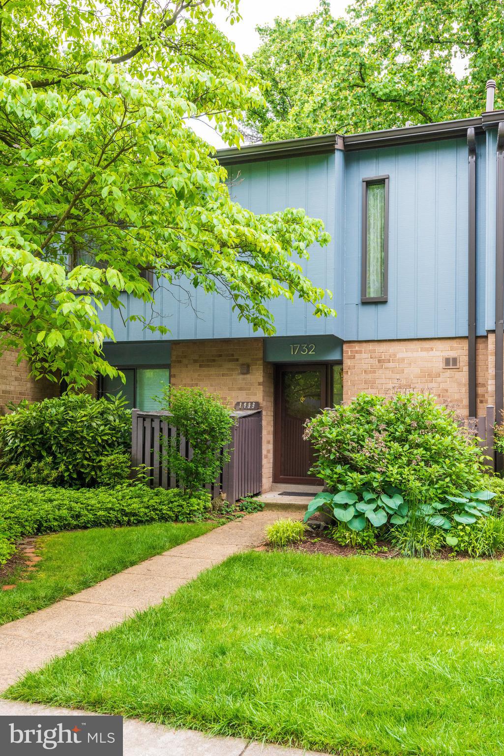 1732 Ivy Oak Square Reston, VA 20190 - Photo 24 of 26 Gallery Image 24