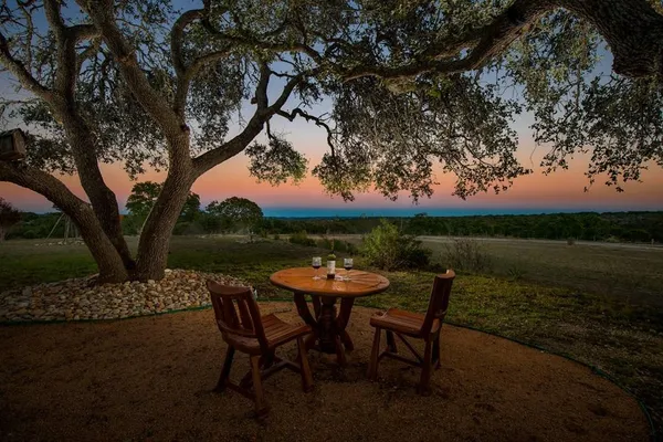 $1,600,000 | 5059 Trainer Wuest Road, Blanco, TX 78606