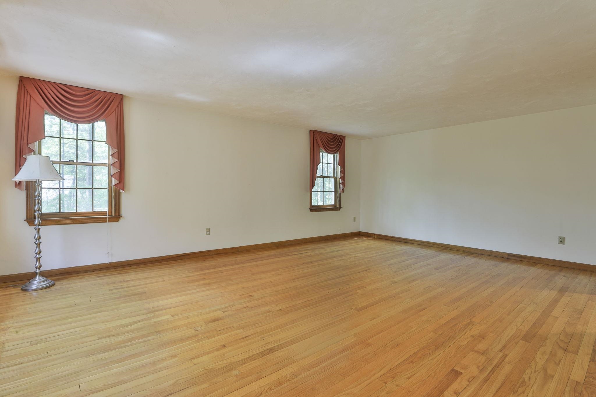 69 Stowell Road Bedford, NH 03110 - Photo 6 of 46