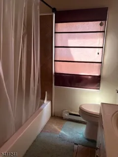 a view of entryway with a small space