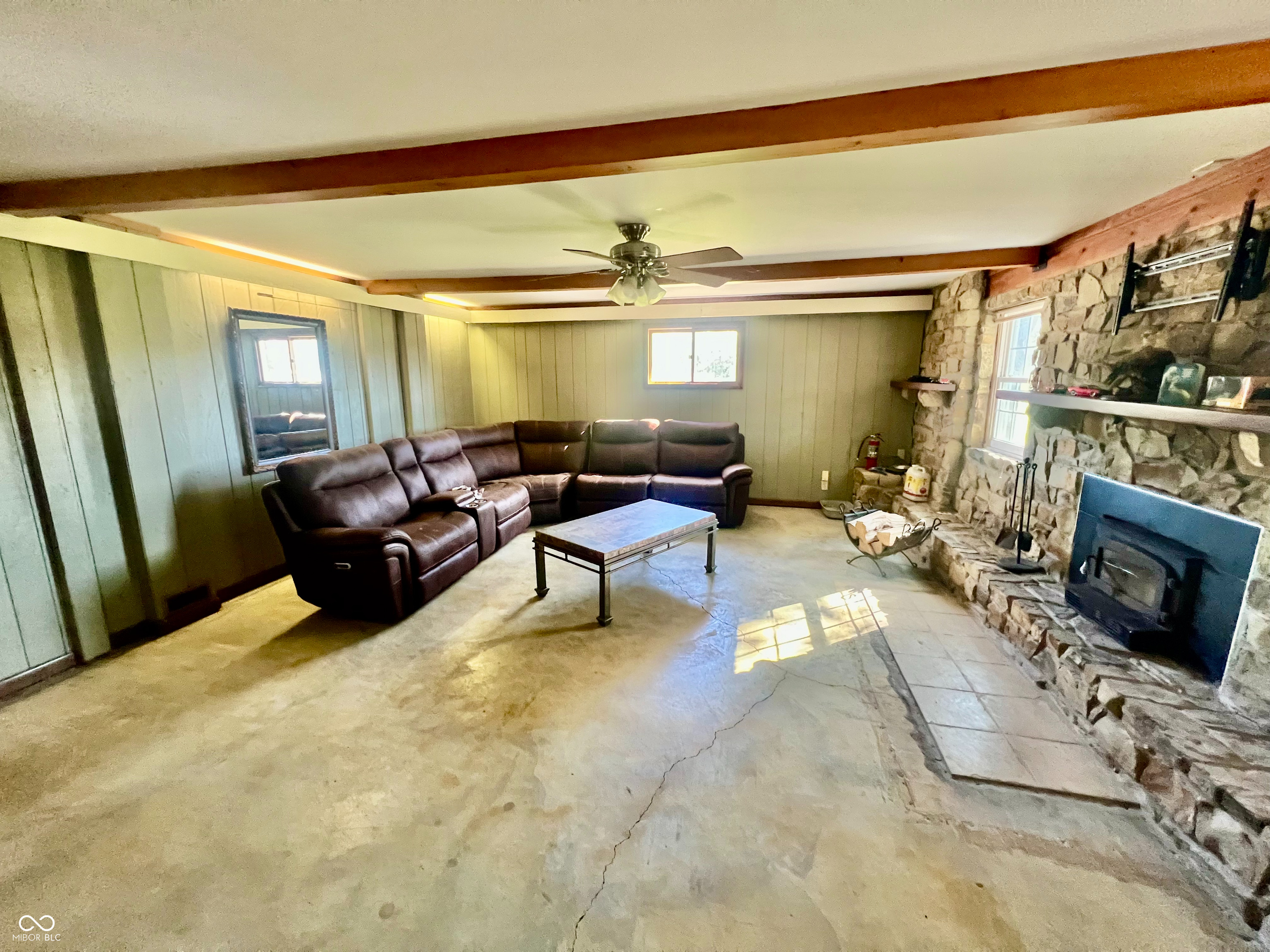 7260 West Deaver Road Columbus, IN 47201 - Photo 21 of 51