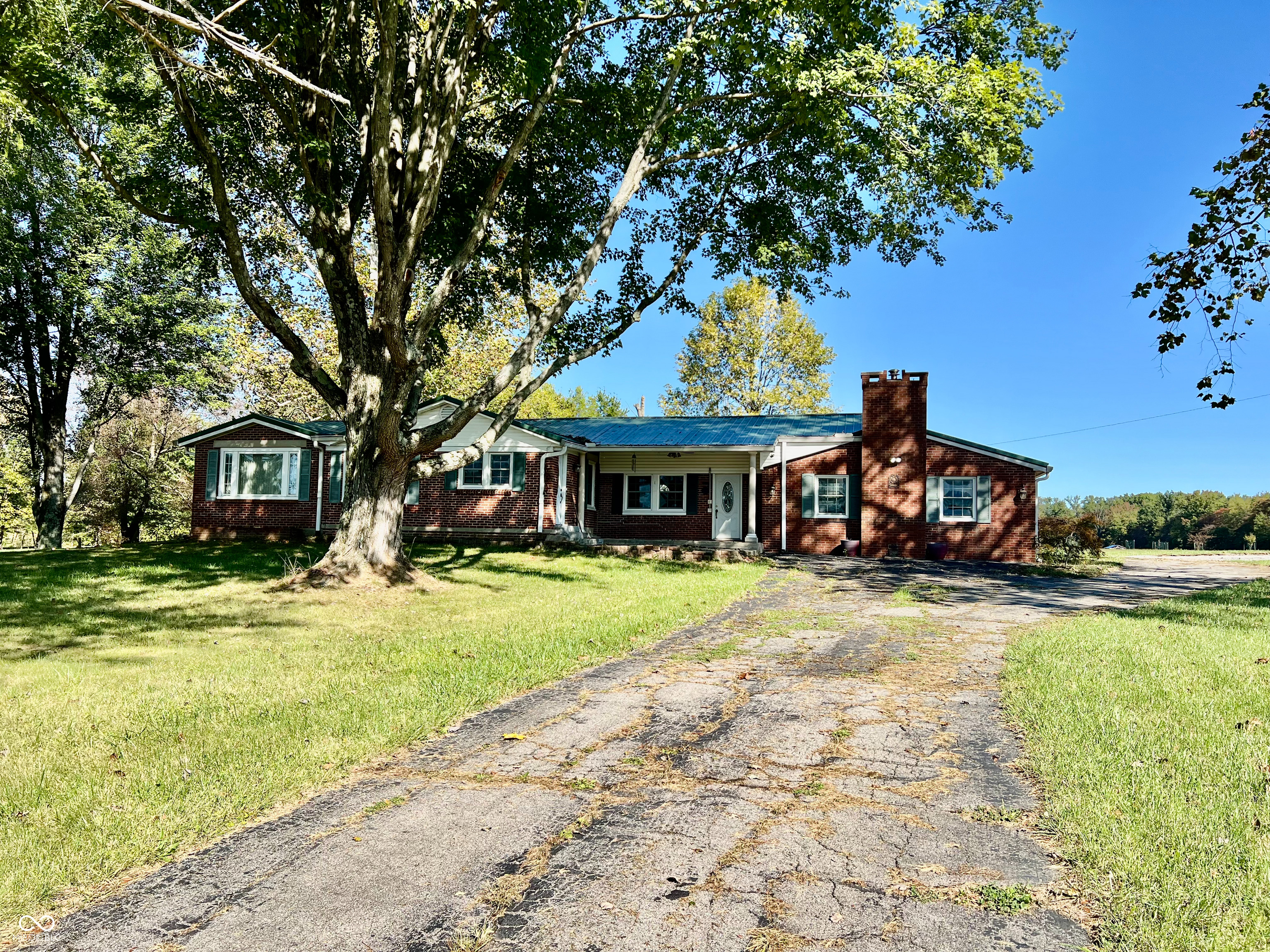 7260 West Deaver Road Columbus, IN 47201 - Photo 28 of 51