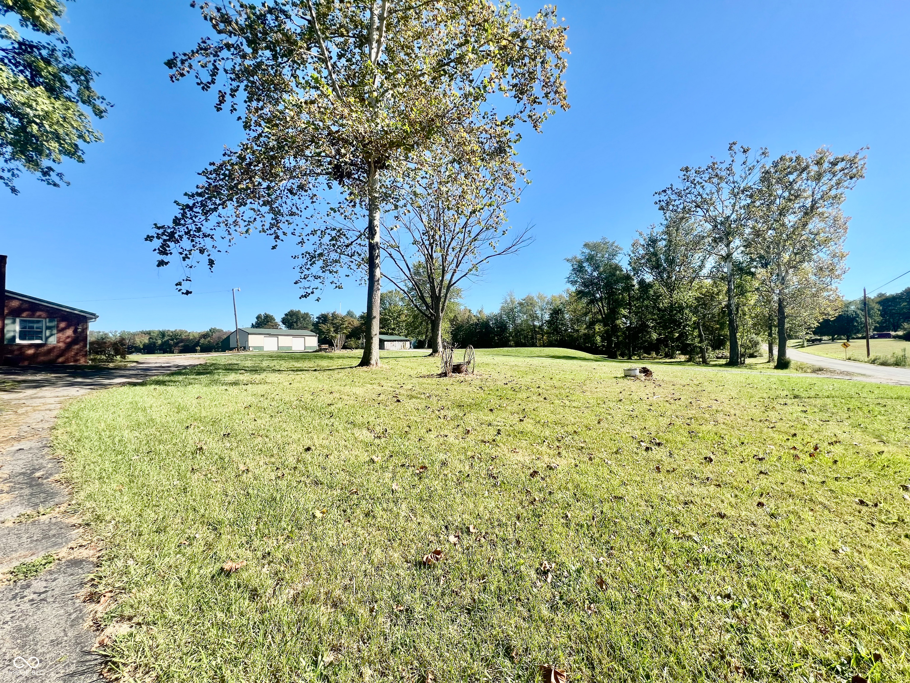 7260 West Deaver Road Columbus, IN 47201 - Photo 29 of 51