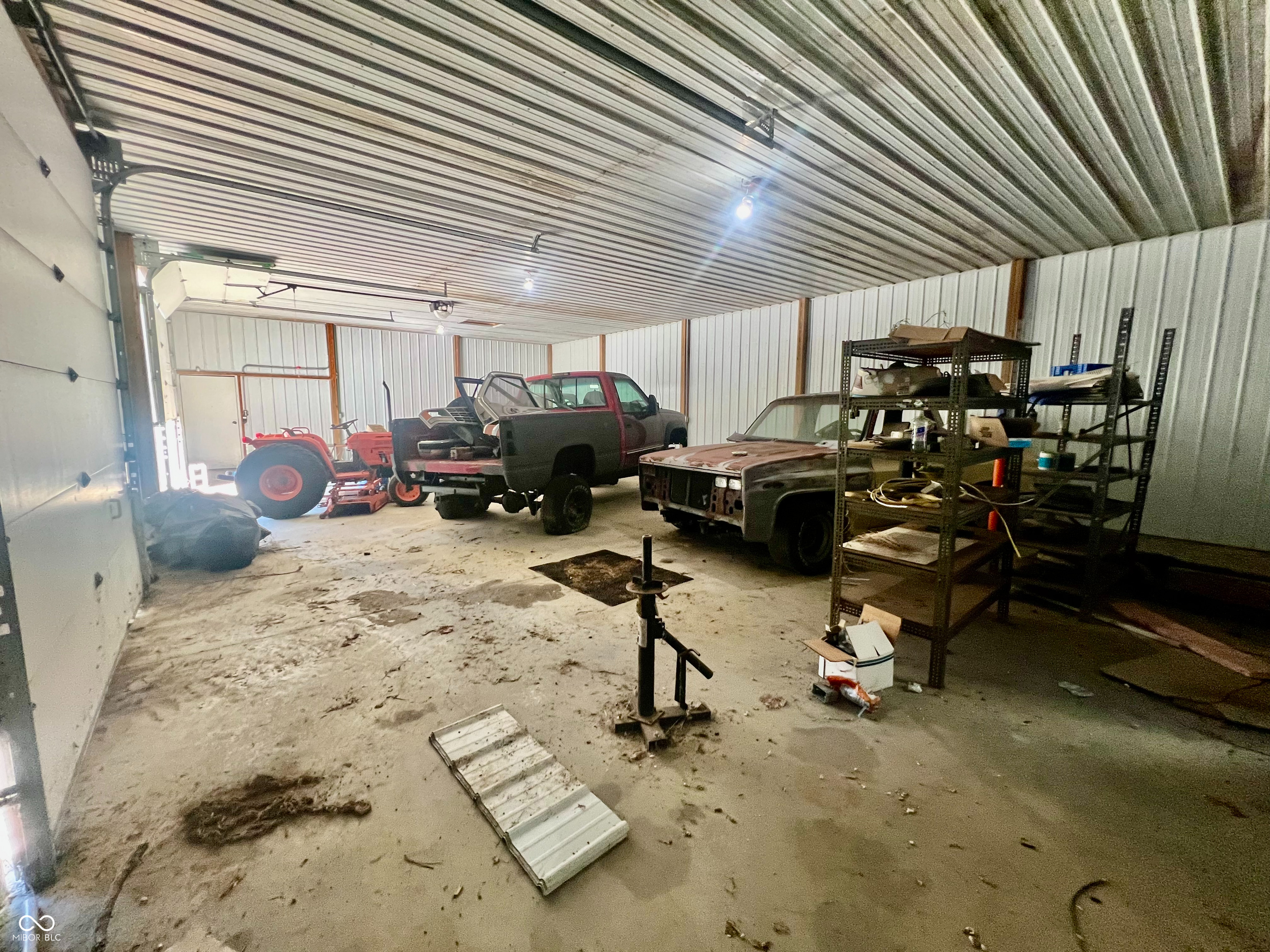 7260 West Deaver Road Columbus, IN 47201 - Photo 41 of 51