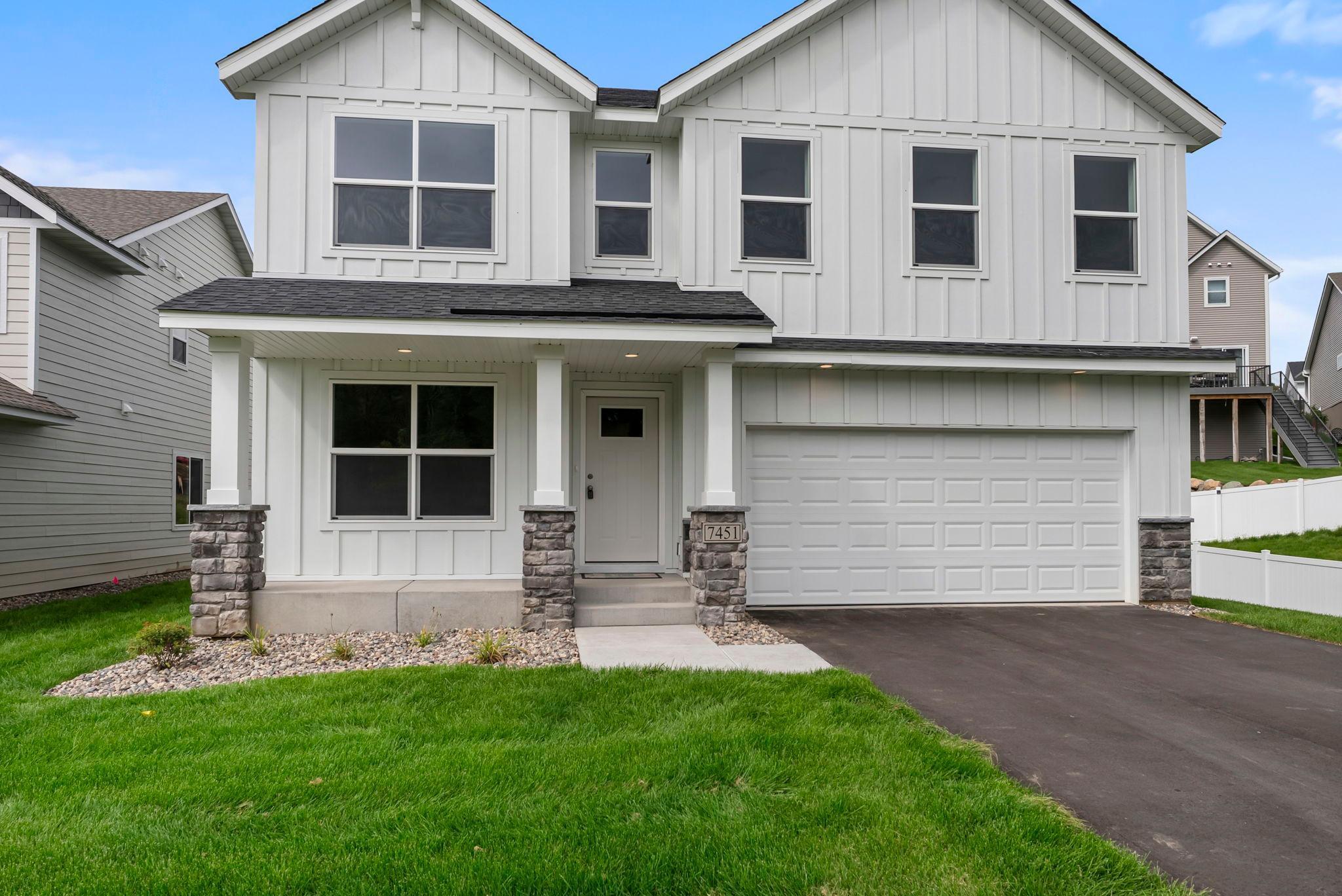 7451 Agate Trail Inver Grove Heights, MN 55077 - Photo 3 of 57