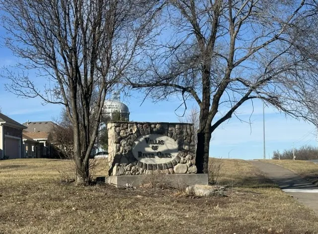 $369,950 | 14602 Eastern Court, Grandview, MO 64030