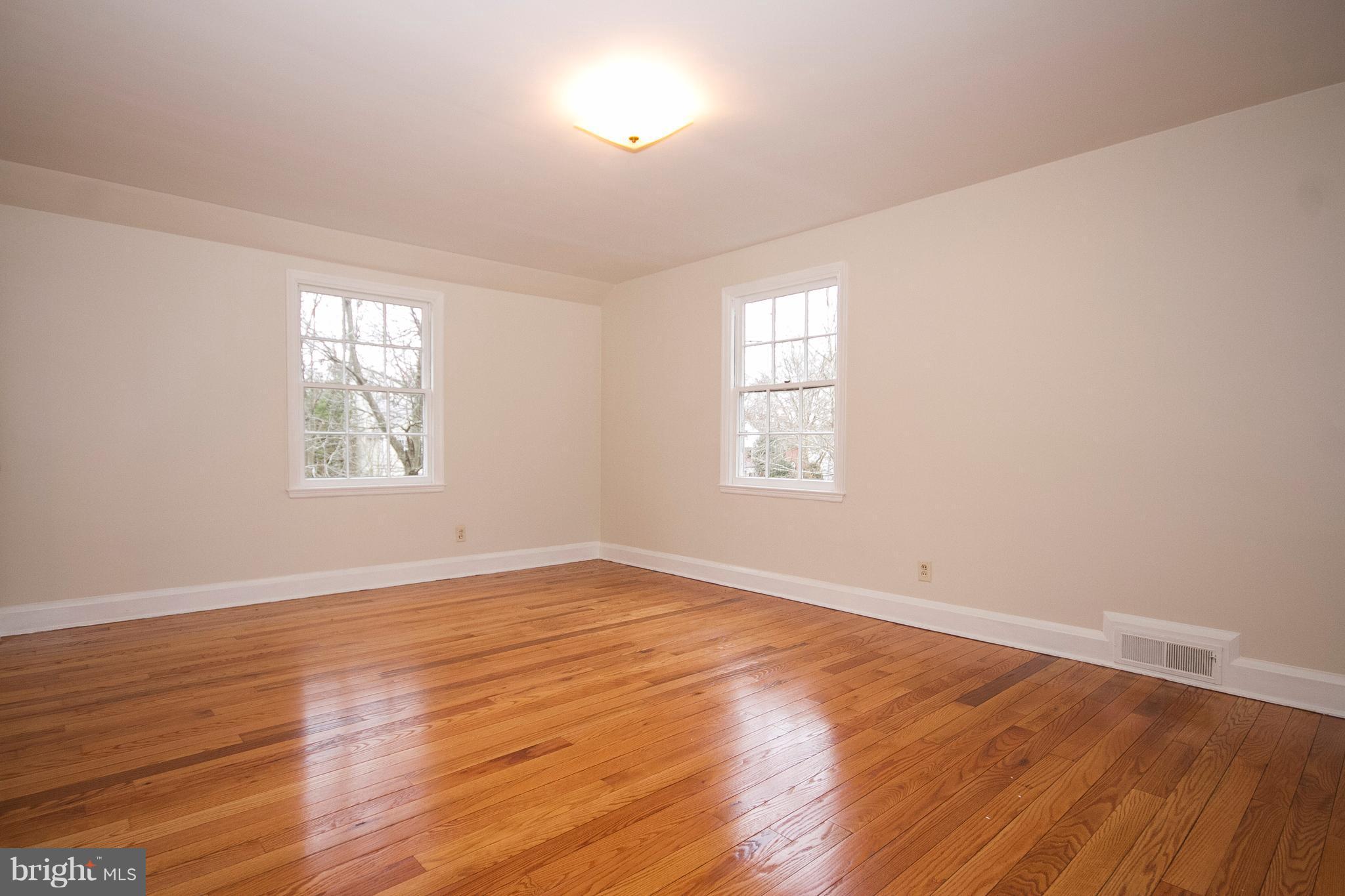 340 Broadmoor Road Baltimore, MD 21212 - Photo 14 of 24 Bedroom (Master)
