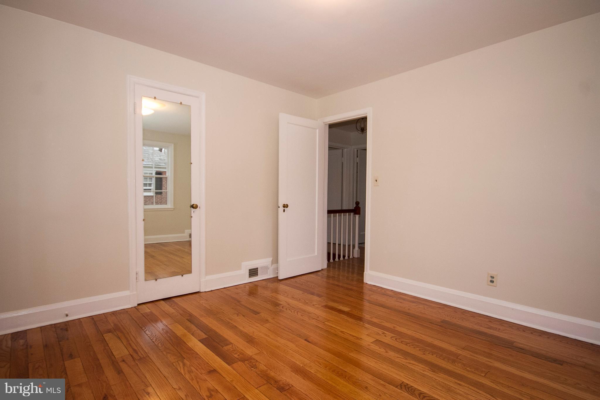 340 Broadmoor Road Baltimore, MD 21212 - Photo 16 of 24 Bedroom