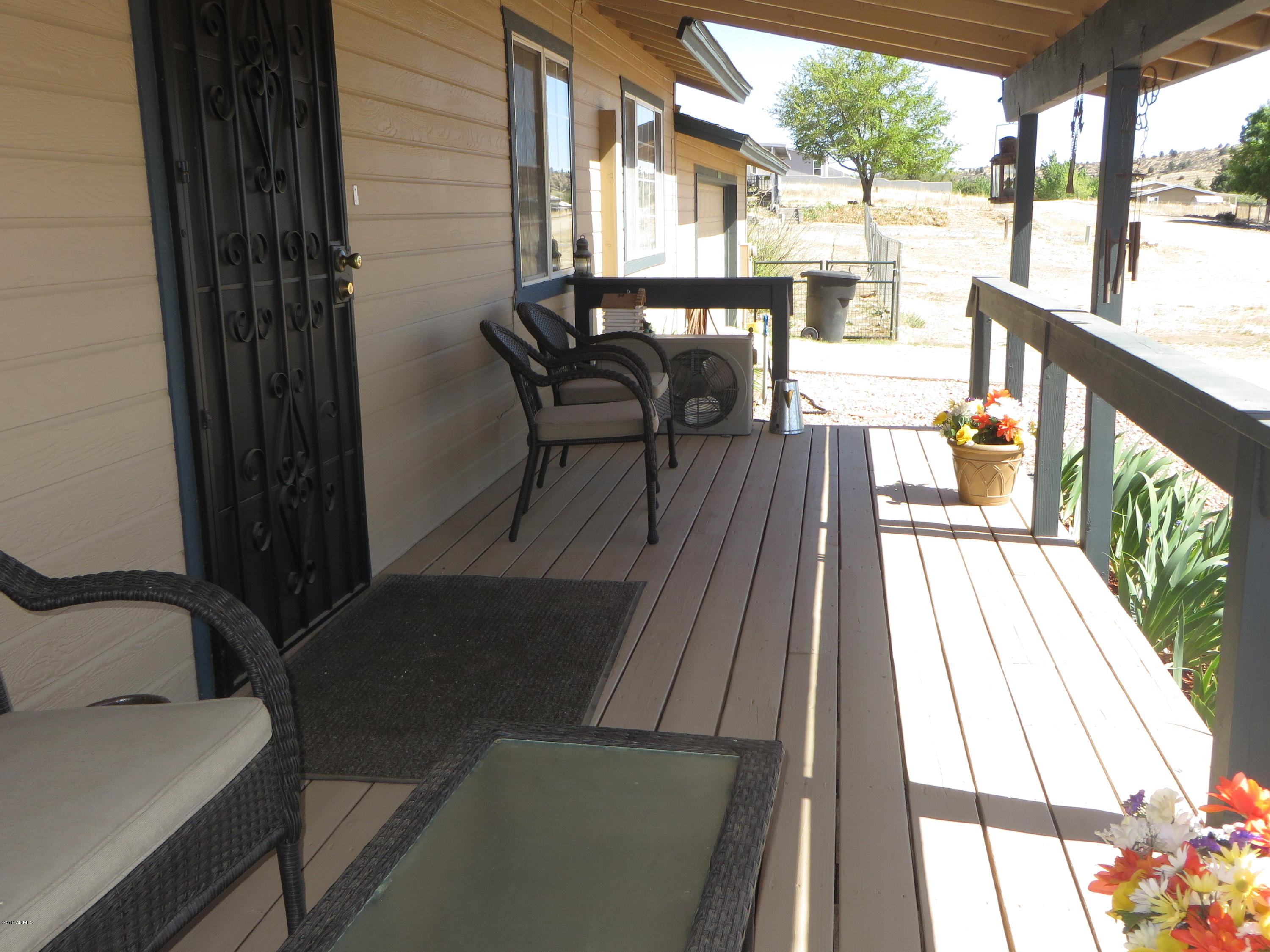 18482 Frontier Road Peeples Valley, AZ 86332 - Photo 16 of 67 Front Porch