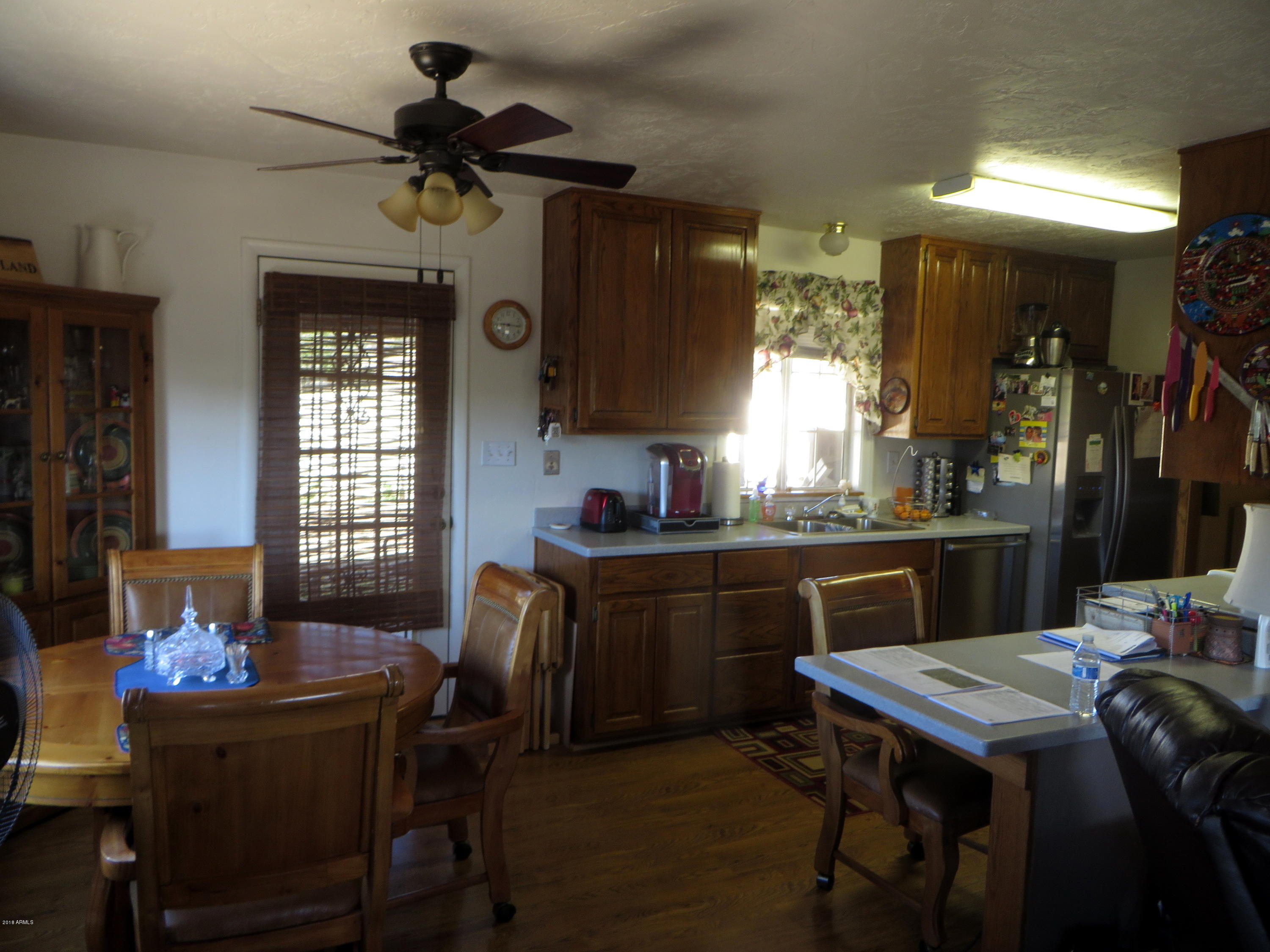 18482 Frontier Road Peeples Valley, AZ 86332 - Photo 30 of 67 Dining/Kitchen/Breakfast Bar