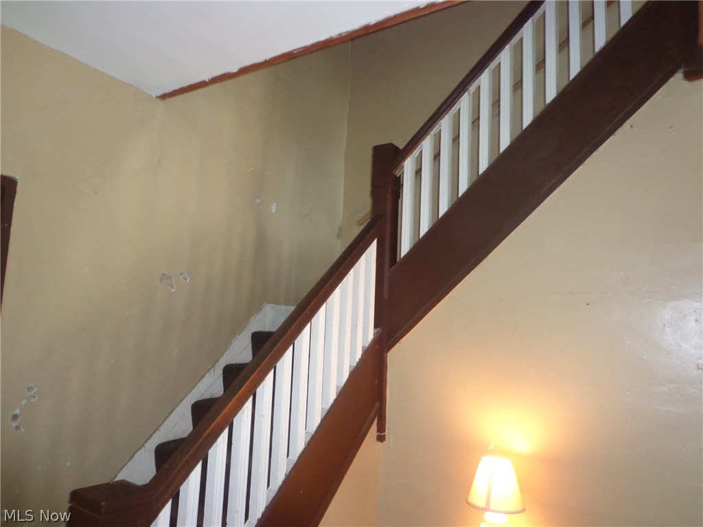 95 Prospect Road Berea, OH 44017 - Photo 9 of 32