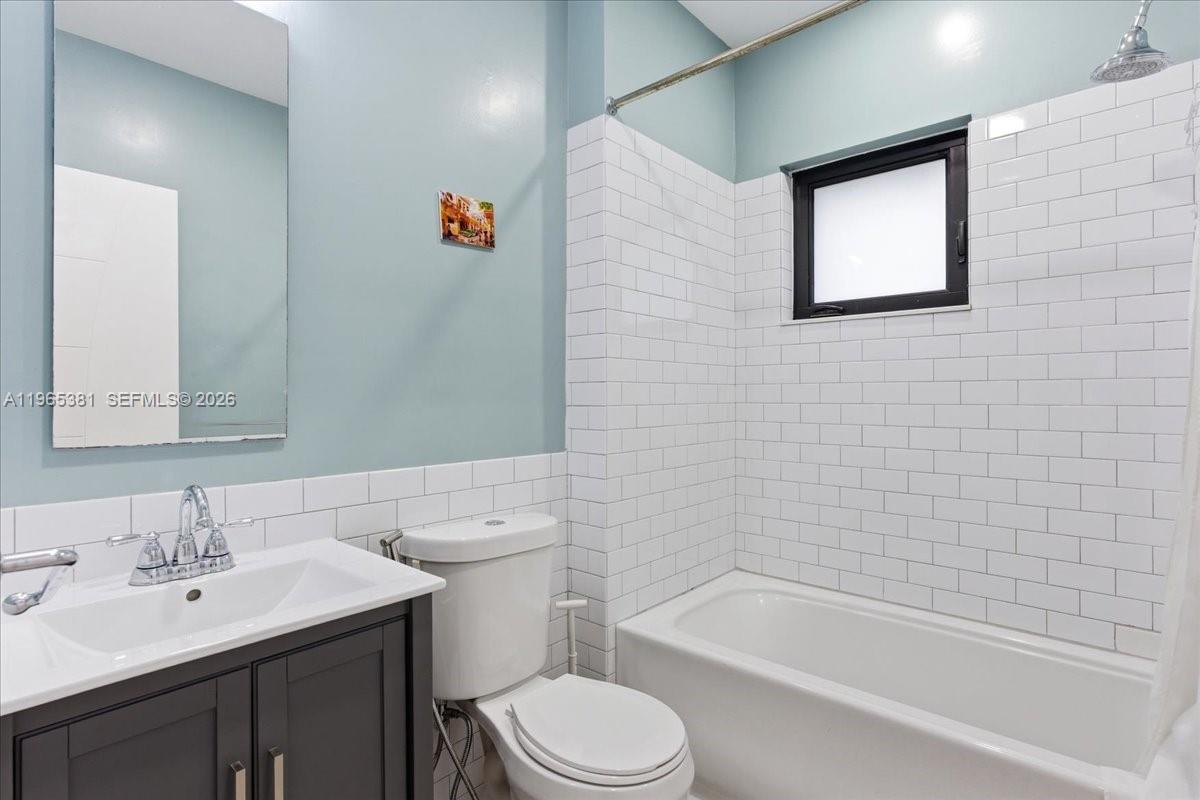 1737 Southwest 10th Street Miami, FL 33135 - Photo 14 of 51