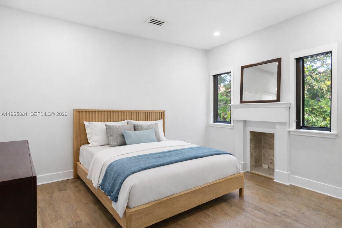 1737 Southwest 10th Street Miami, FL 33135 - Photo 15 of 51