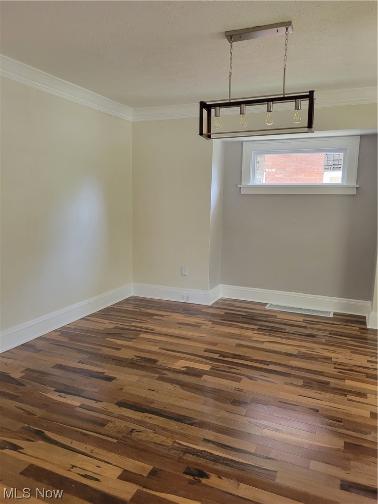 3789 Montevista Road Cleveland Heights, OH 44121 - Photo 4 of 22 Gallery Image 4