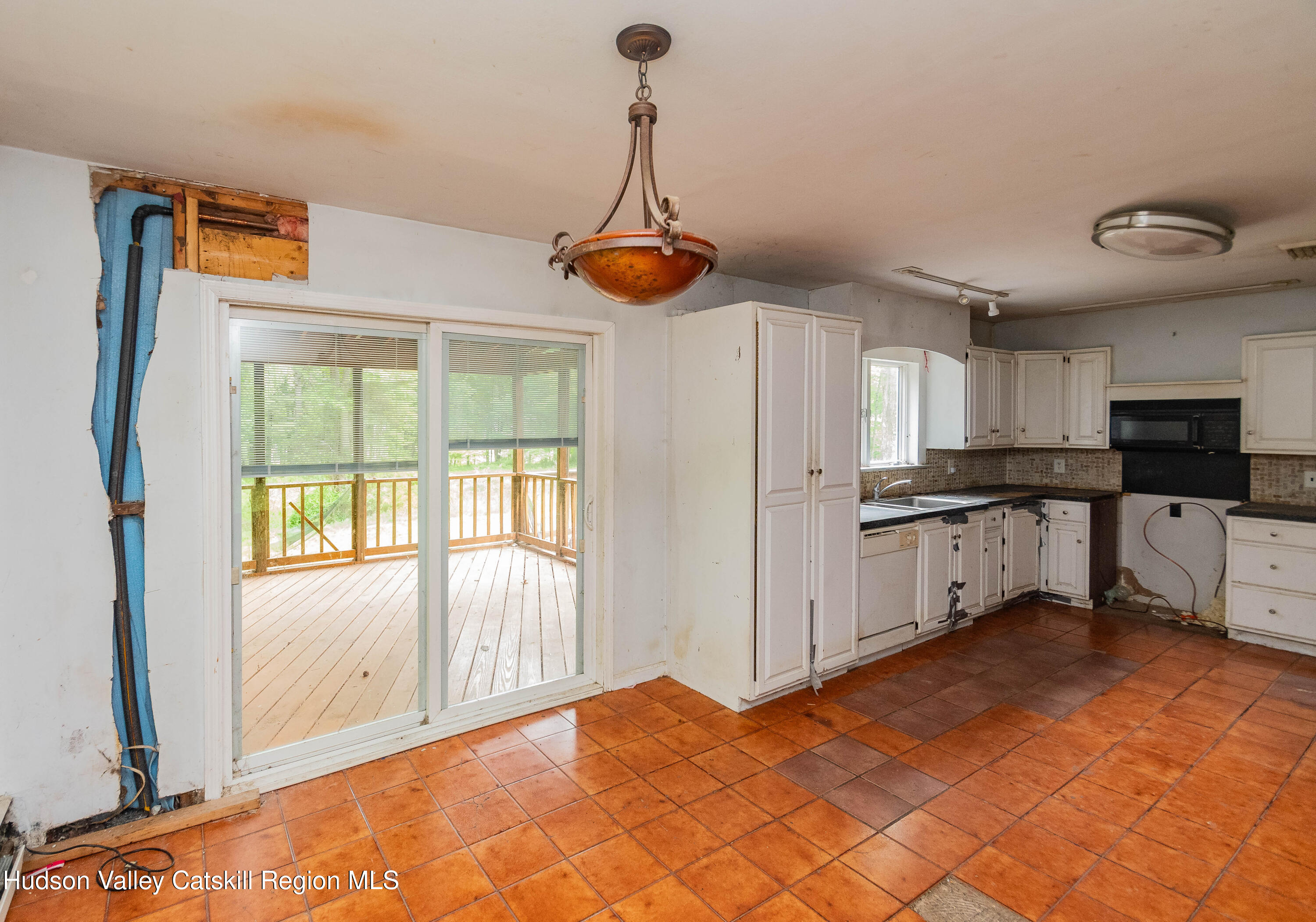 573 Plutarch Road Highland, NY 12528 - Photo 8 of 40 DSC_5387