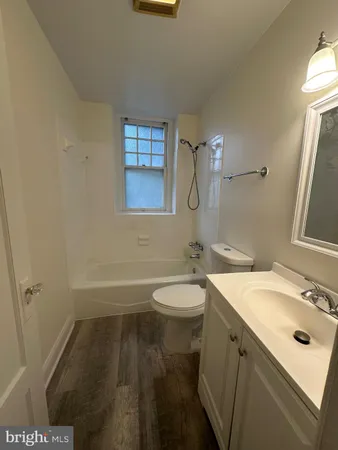 $2,100 | 3420 16th Street Northwest, Unit 103, Washington, DC 20010