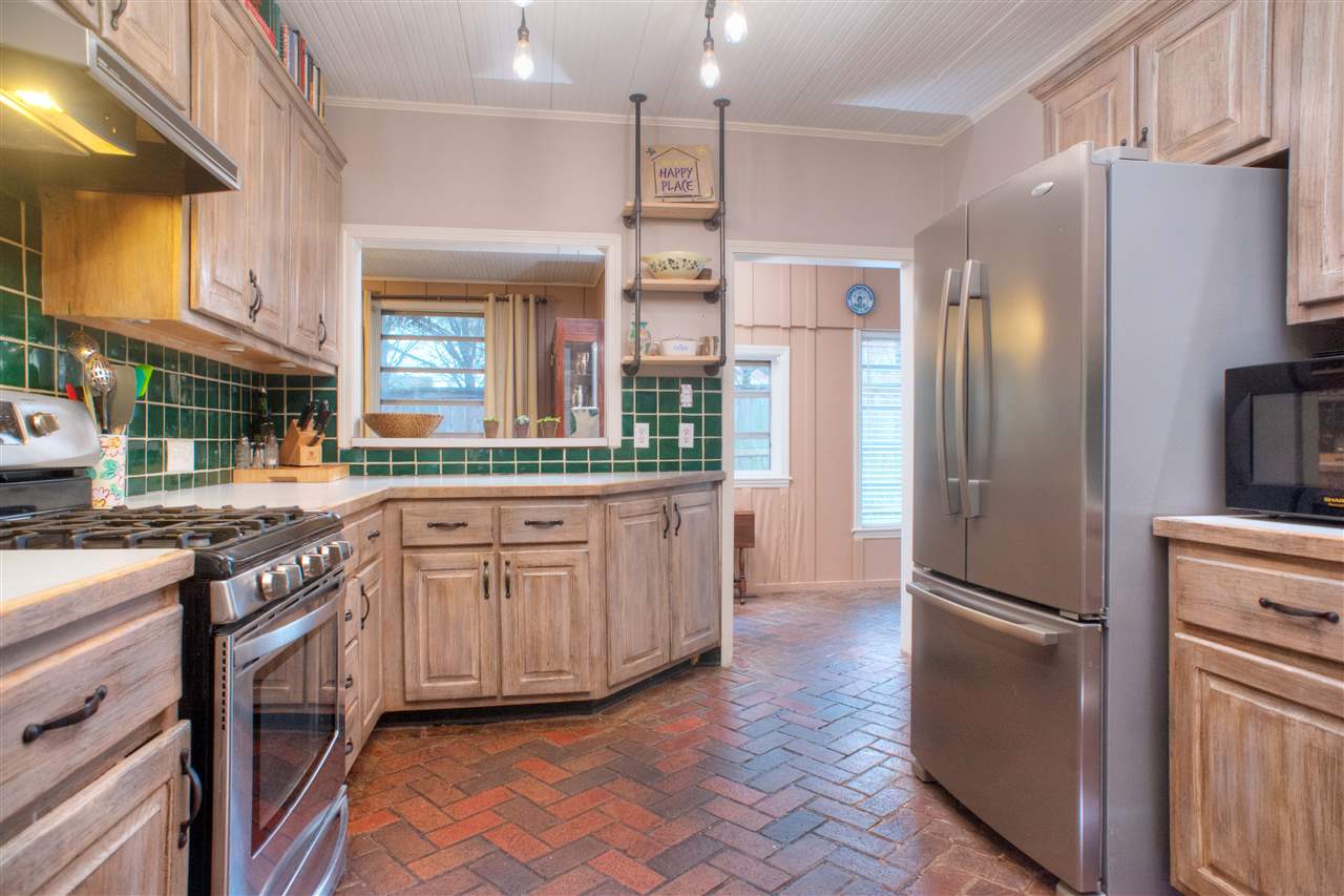 481 South Yates Road Memphis, TN 38120 - Photo 8 of 22