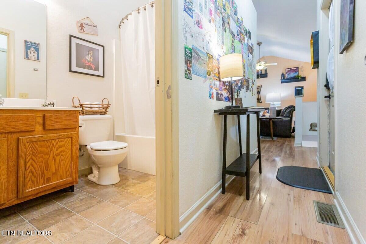 516 Proffitt Road, Unit 2 Gatlinburg, TN 37738 - Photo 11 of 57 original_649412745891348415_1423810446