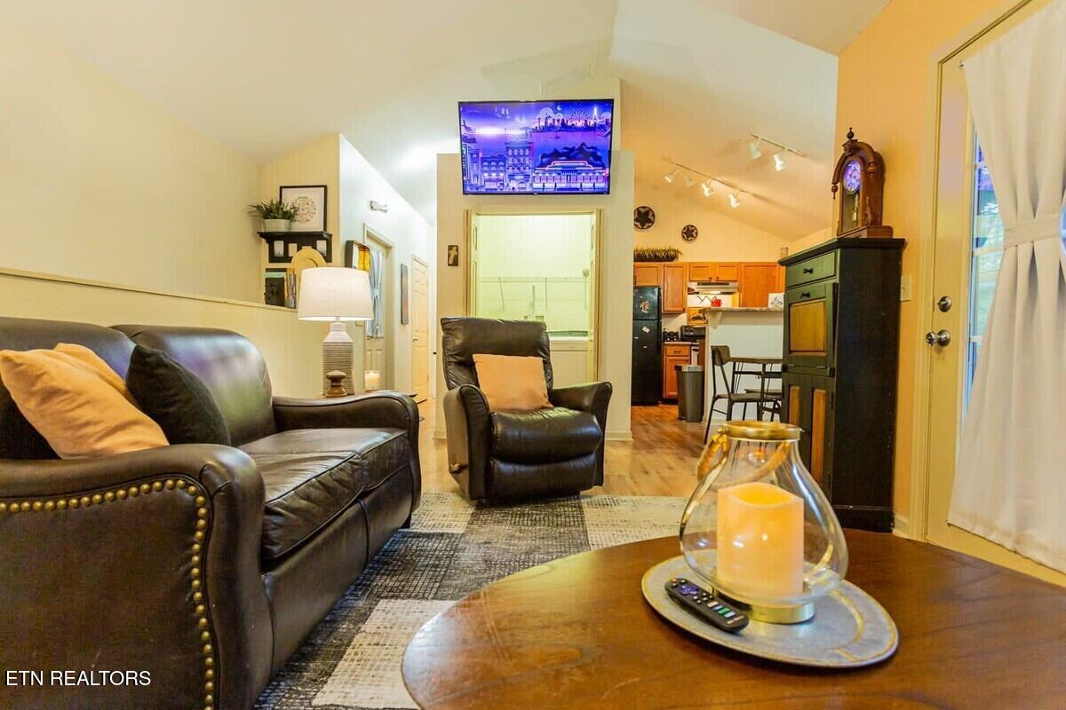516 Proffitt Road, Unit 2 Gatlinburg, TN 37738 - Photo 29 of 57 original_649412745891348415_1423810721