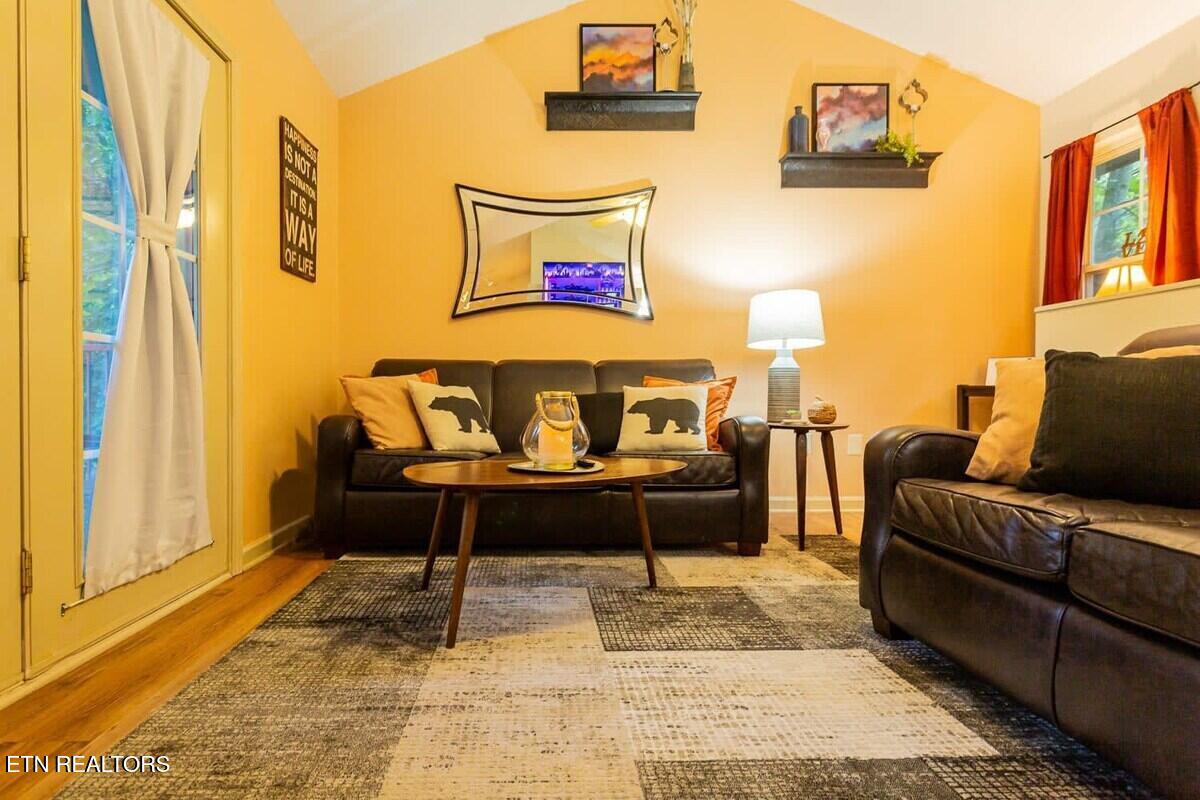 516 Proffitt Road, Unit 2 Gatlinburg, TN 37738 - Photo 31 of 57 original_649412745891348415_1423810747