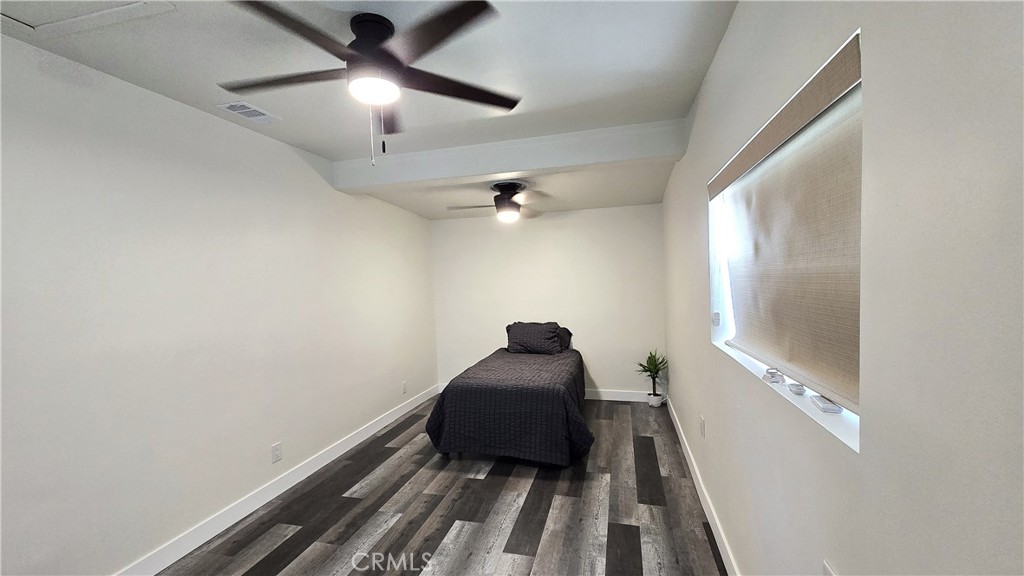 6704 Rhea Avenue Reseda, CA 91335 - Photo 14 of 33