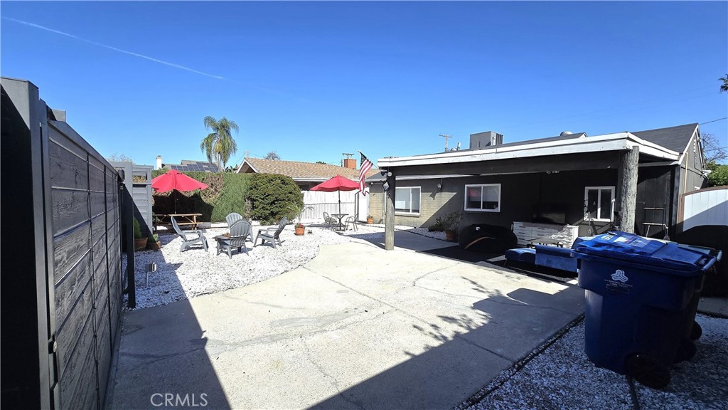 6704 Rhea Avenue Reseda, CA 91335 - Photo 3 of 33