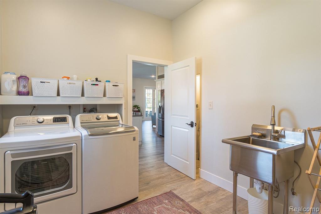 28706 West Nine Mile Road Farmington Hills, MI 48336 - Photo 24 of 51