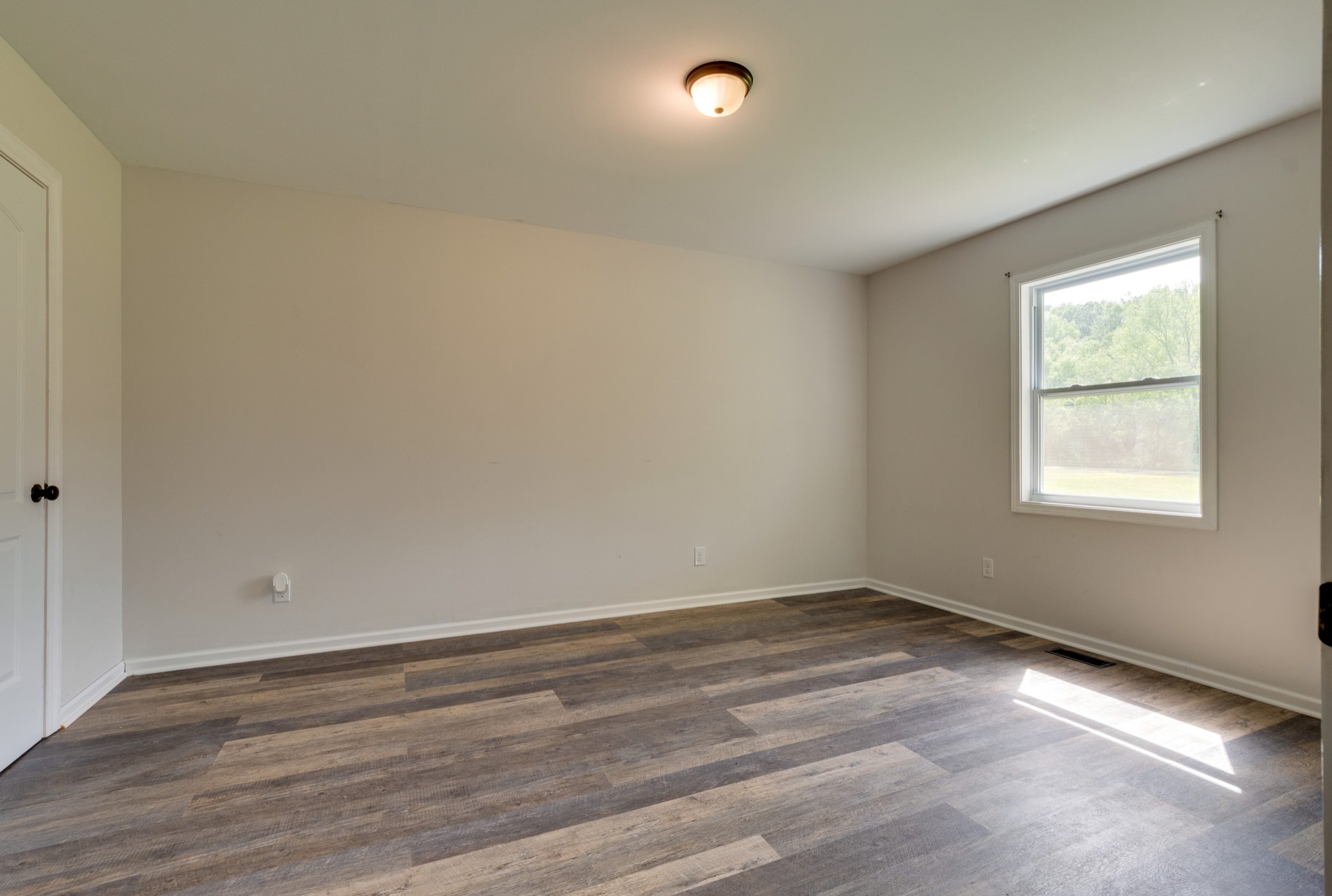 8645 Dog Branch Road Mount Pleasant, TN 38474 - Photo 15 of 29 Gallery Image 15