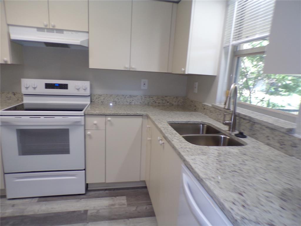 1088 Melville Road, Unit A Punta Gorda, FL 33983 - Photo 2 of 37