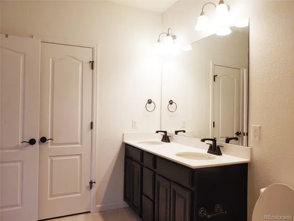 $2,280 | 4771 Copeland Circle, Unit 201, Highlands Ranch, CO 80126