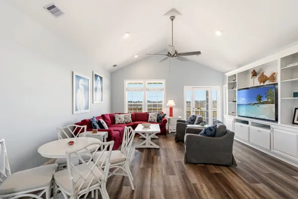 $2,095,000 | 291 West 2nd Street, Ocean Isle Beach, NC 28469
