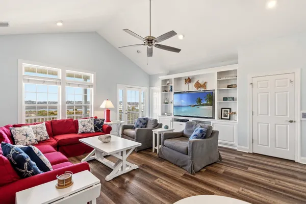 $2,095,000 | 291 West 2nd Street, Ocean Isle Beach, NC 28469