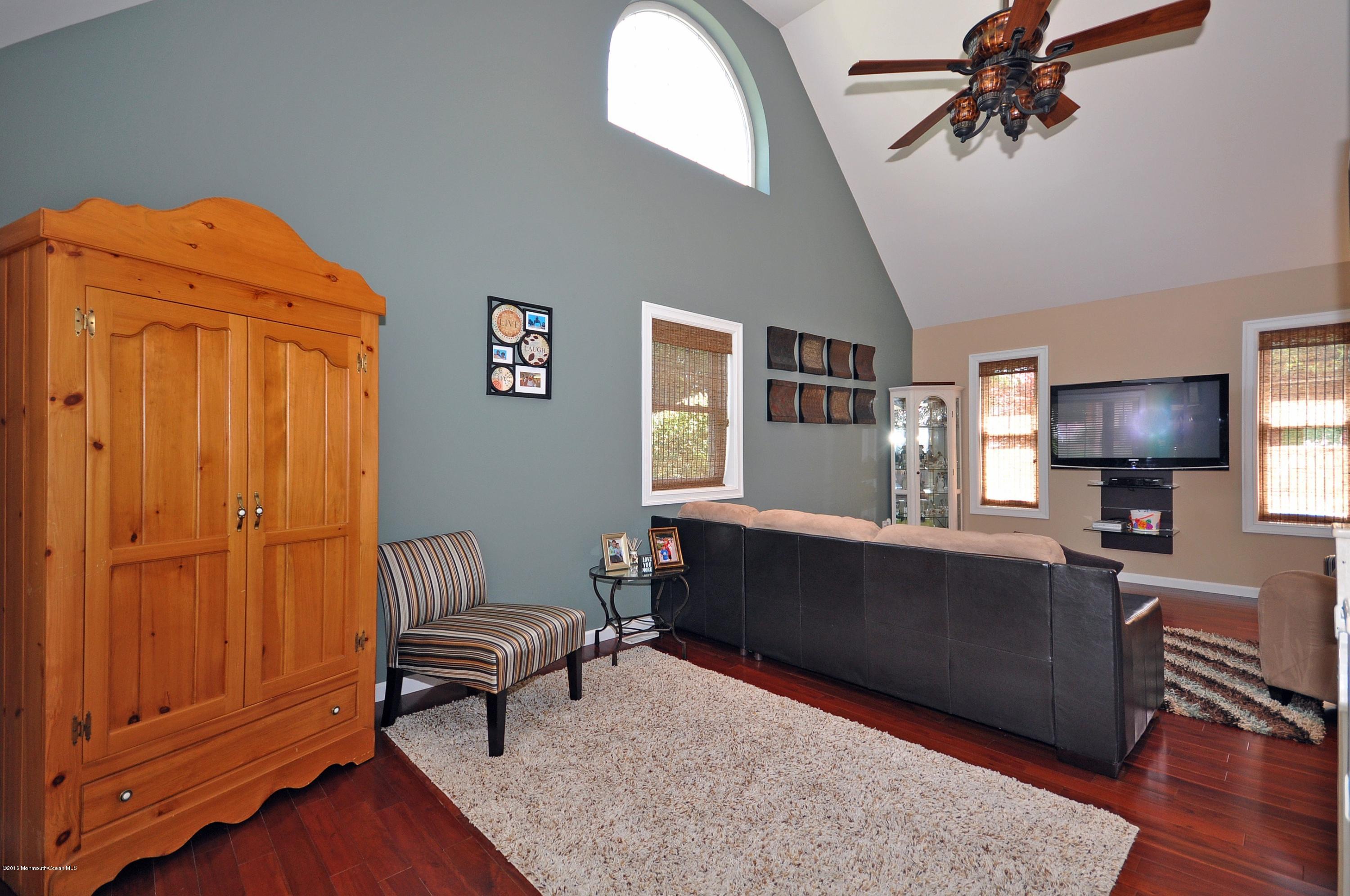 51 Georgia Road Freehold, NJ 07728 - Photo 7 of 30 31139637