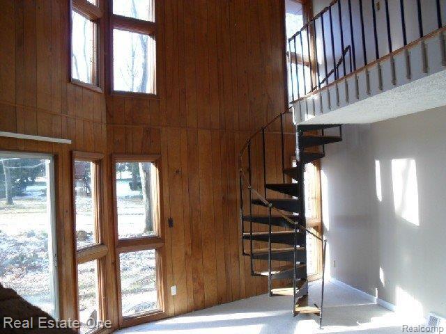 13710 Dunham Road Hartland, MI 48353 - Photo 8 of 25 261-969062-GreatRm(b).jpg