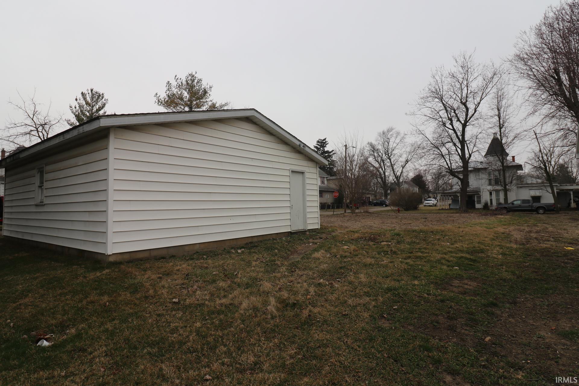 103 East High Street Redkey, IN 47373 - Photo 4 of 7