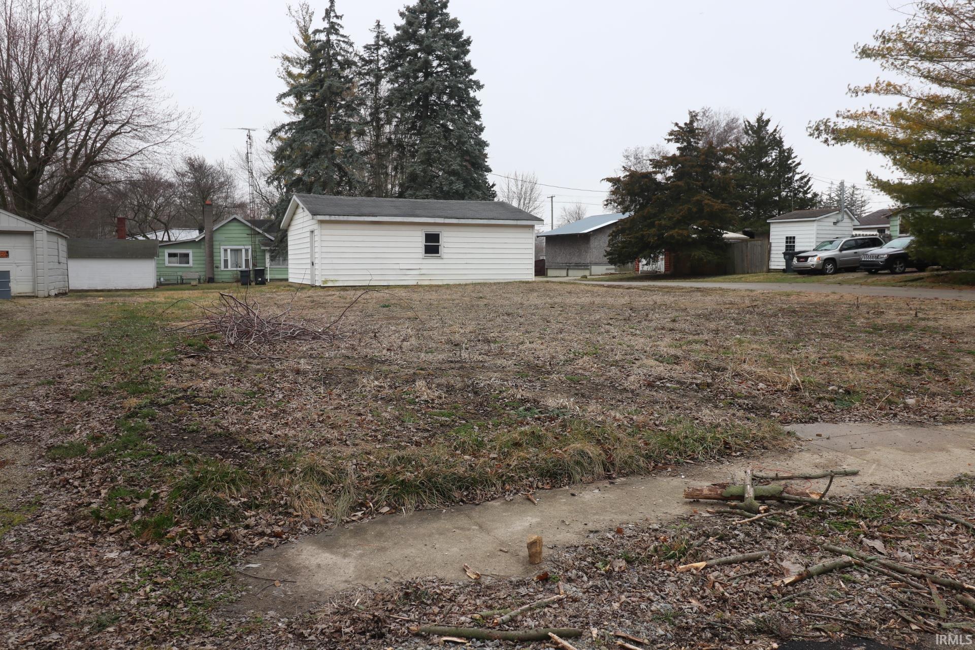 103 East High Street Redkey, IN 47373 - Photo 5 of 7