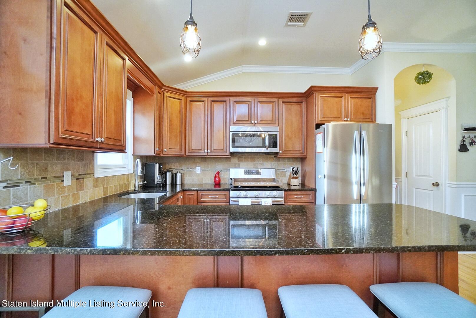 4969 Amboy Road Staten Island, NY 10312 - Photo 14 of 50 Photo Nov 18, 3 06 38 PM