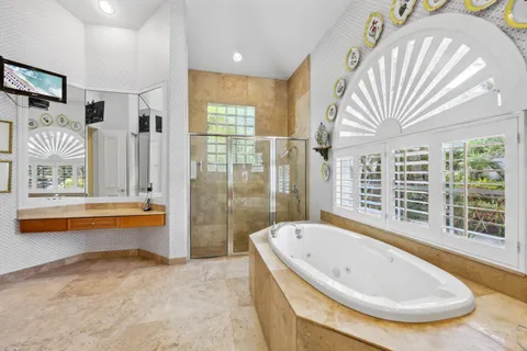 $2,990,000 | 1018 Grand Court, Highland Beach, FL 33487